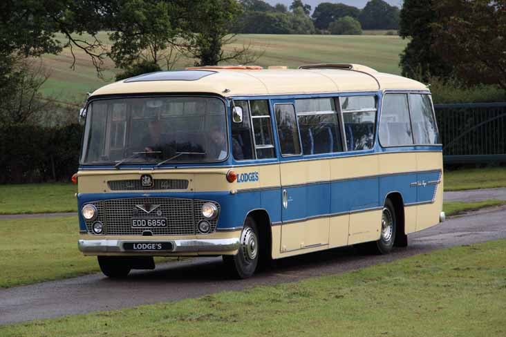 Lodges Coaches Bedford SB13 Duple EDD685C